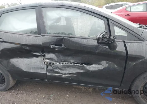 2014 Ford Fiesta S z USA, uszkodzony, nr VIN 3FADP4AJ0EM182286